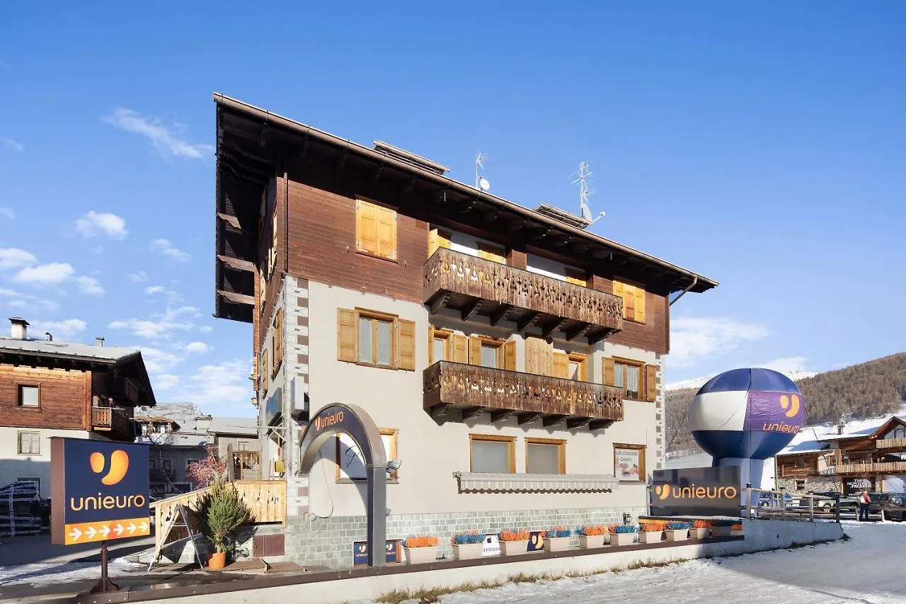 Al Bait Dal Pa Apartment Livigno Italy